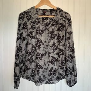 Vince Camuto floral long sleeve button front shirt